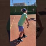 L’échauffement avant un match de tennis