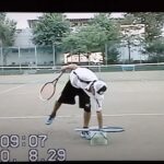 PUMAのラケットでサーブ練習 硬式テニス tennis 20100829