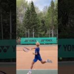 Tristan vs Pauline and Zahar à l’entraînement de tennis
