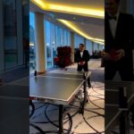 卓球してるロジャーフェデラー Roger Federer playing table tennis🏓 #shorts